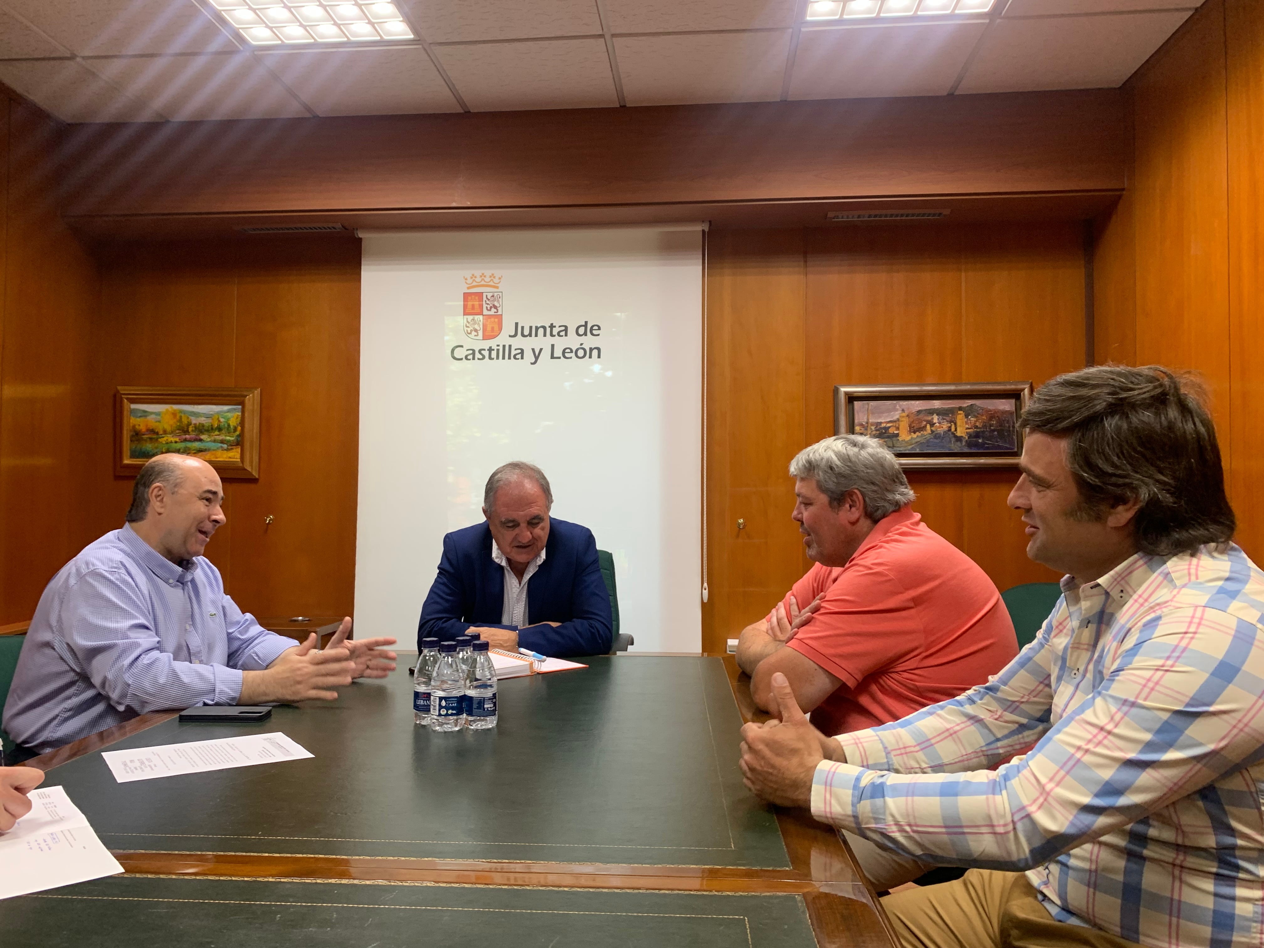 Reunión con los representantes de Lomas de Campos
