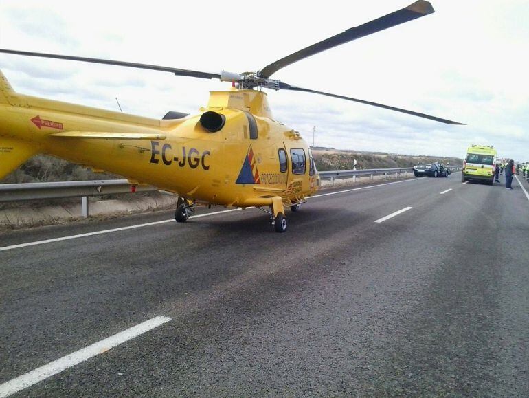 El helicóptero 112 ha actuado en el accidente de Fuentes de Ebro 