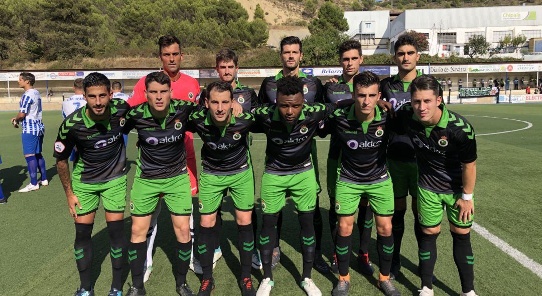 Once racinguista frente al Izarra