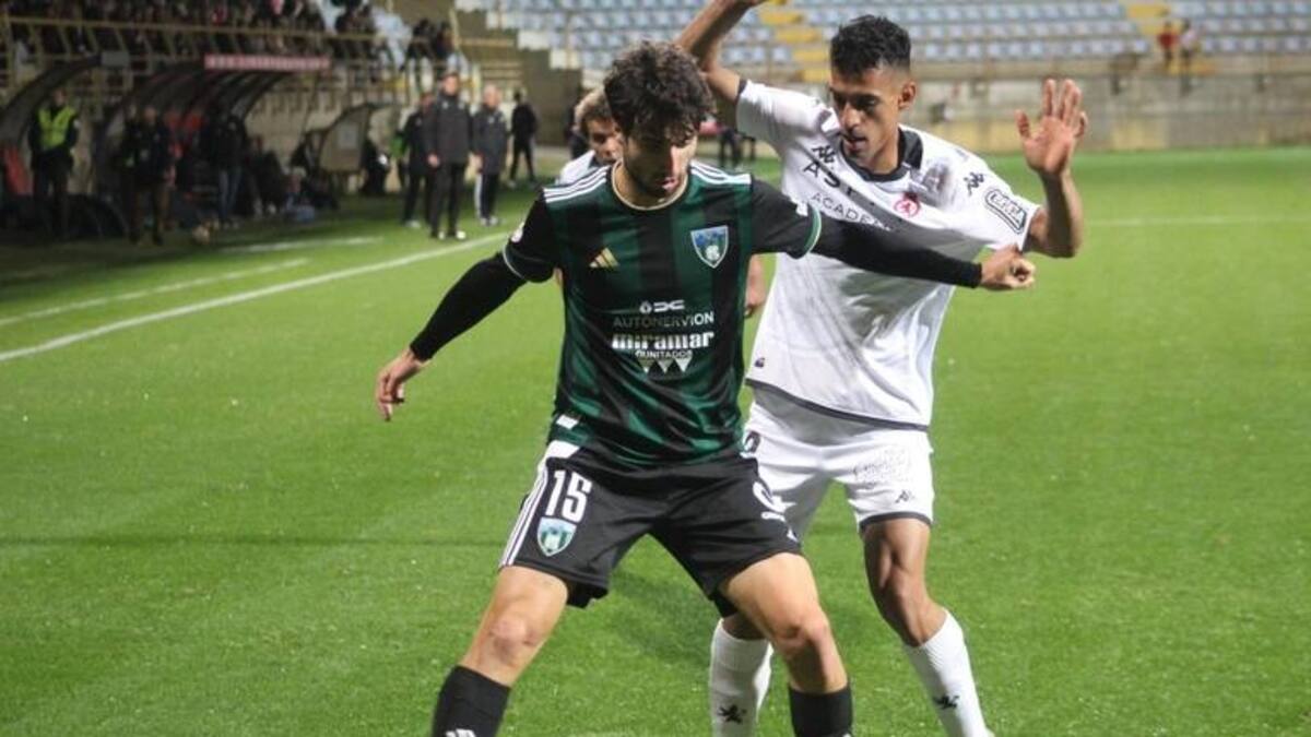 El Eldense confirma el fichaje de Marcos Bustillo