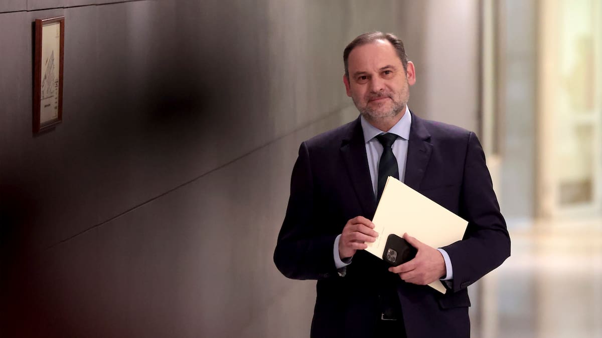 La defensa de Ábalos pide posponer un mes el juicio en el Supremo para poder prepararse