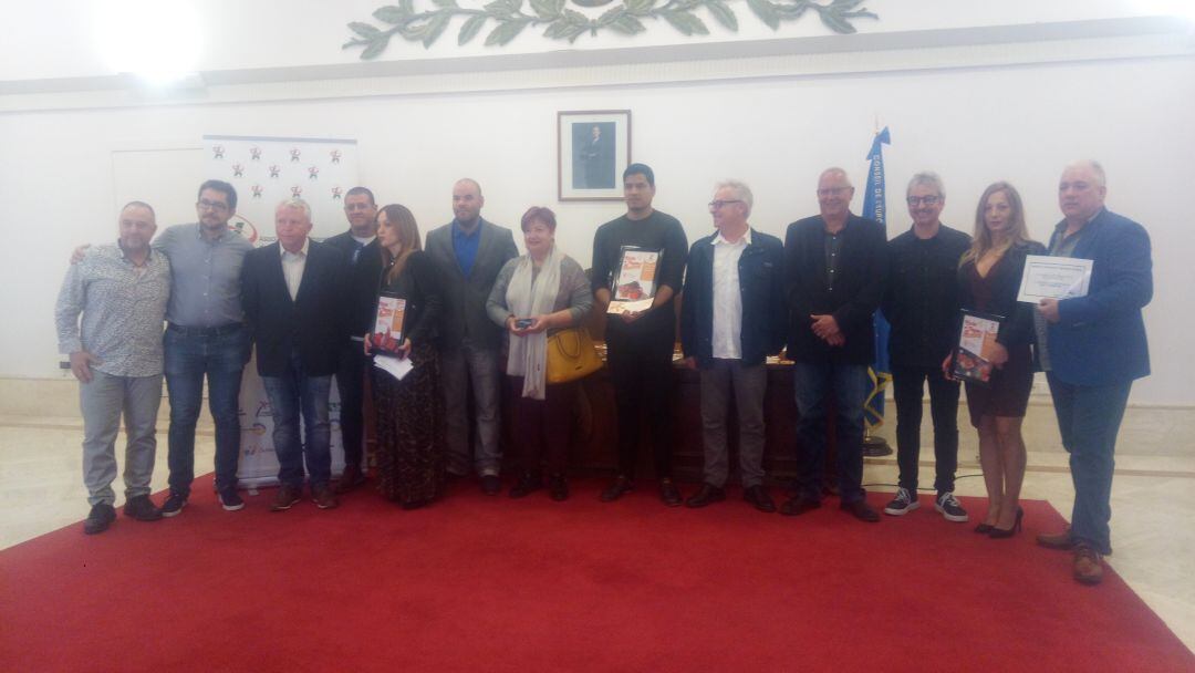 Foto de familia de los ganadores de la XII Ruta de Tapas de Dénia.