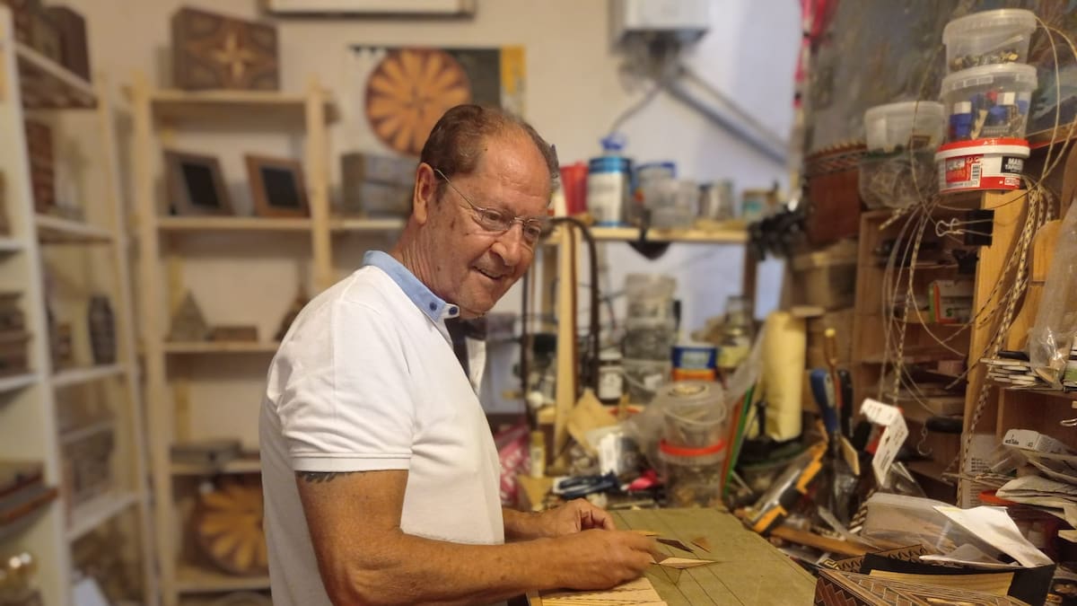 Un lorquino entre los mejores taraceadores del mundo