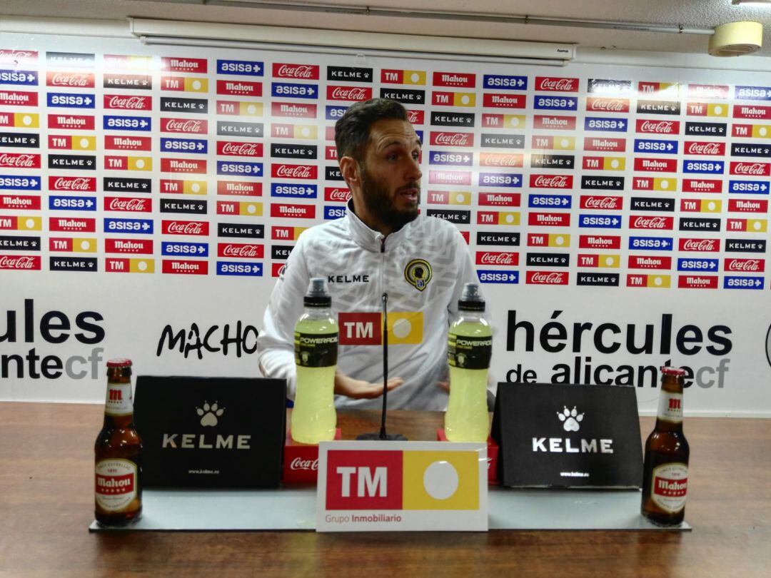 Lluís Planagumà en la sala de prensa del Rico Pérez