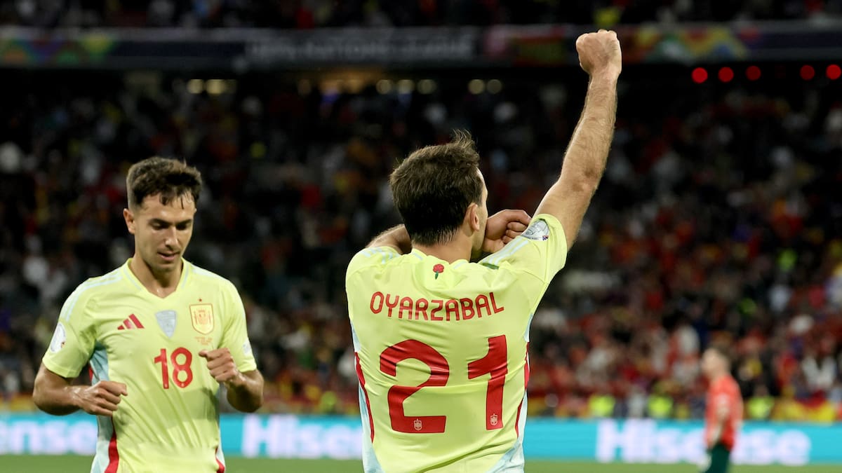 Mikel Oyarzabal tras la derrota en penaltis contra Portugal en la final de la Nations League
