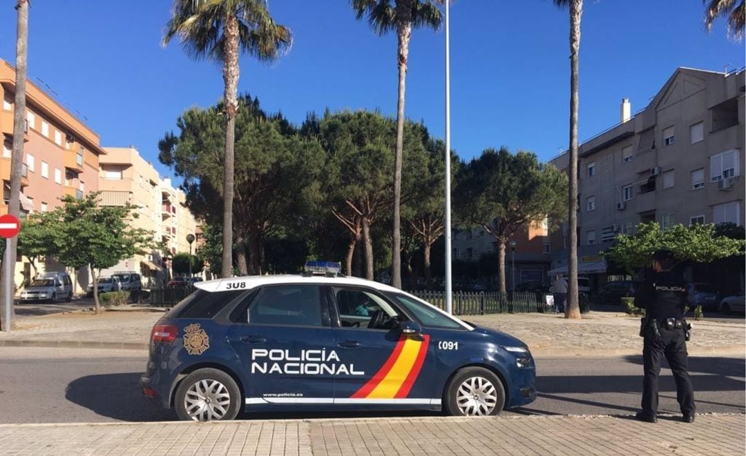 Agentes de la Policía Nacional de Rota