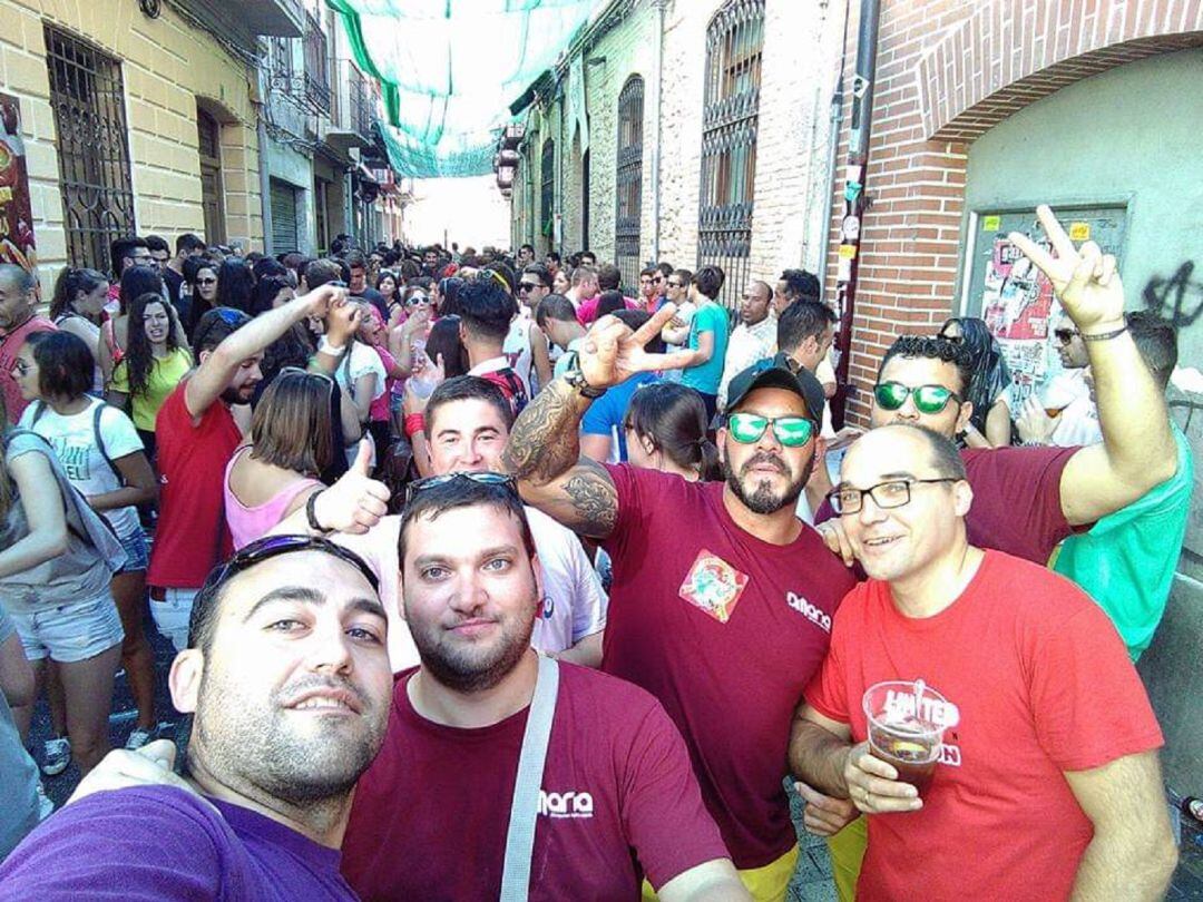 Goyo -de rojo- durante una de las ediciones pasadas de los San Roque.