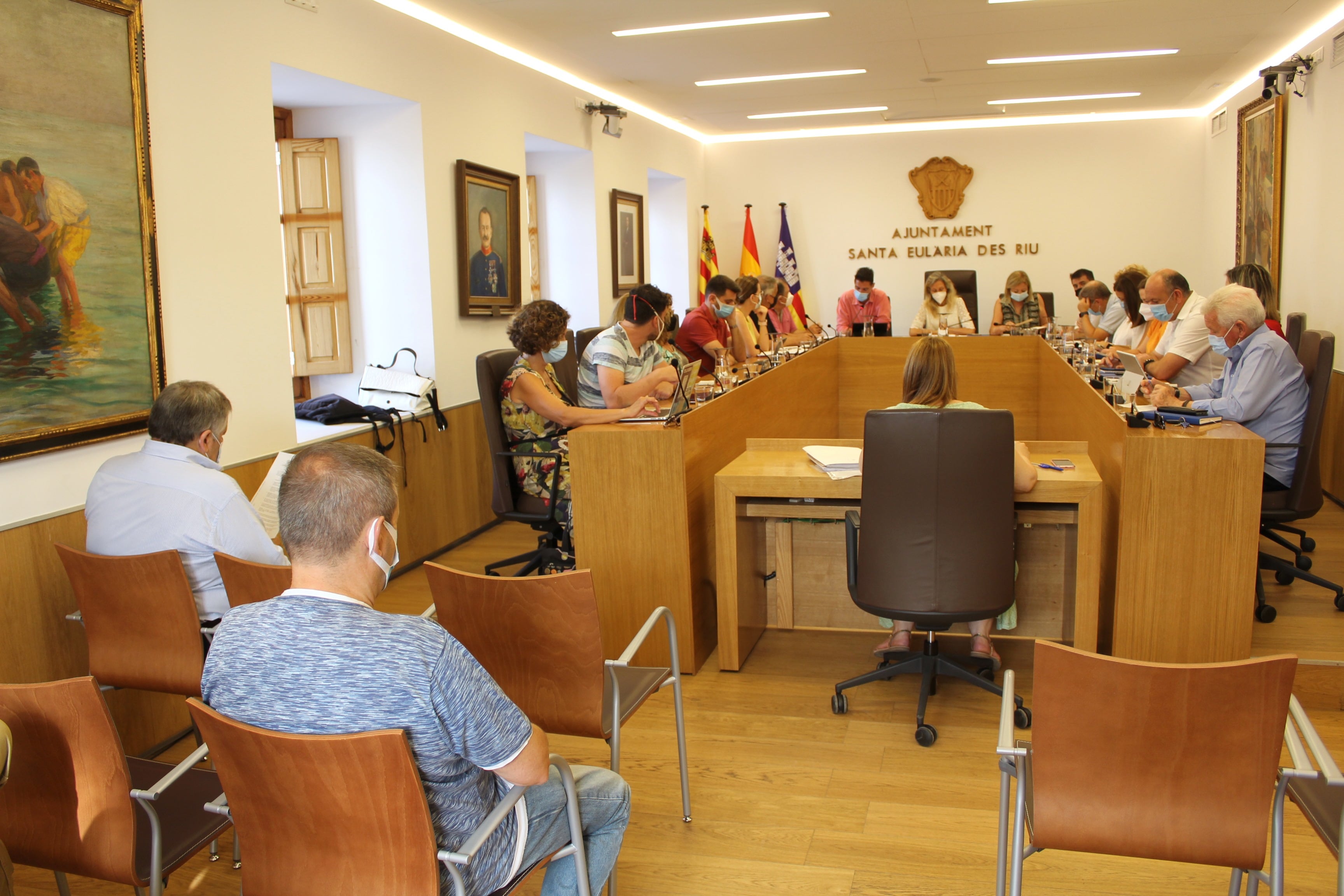 Imagen de archivo de un pleno del Ayuntamiento de Santa Eulària