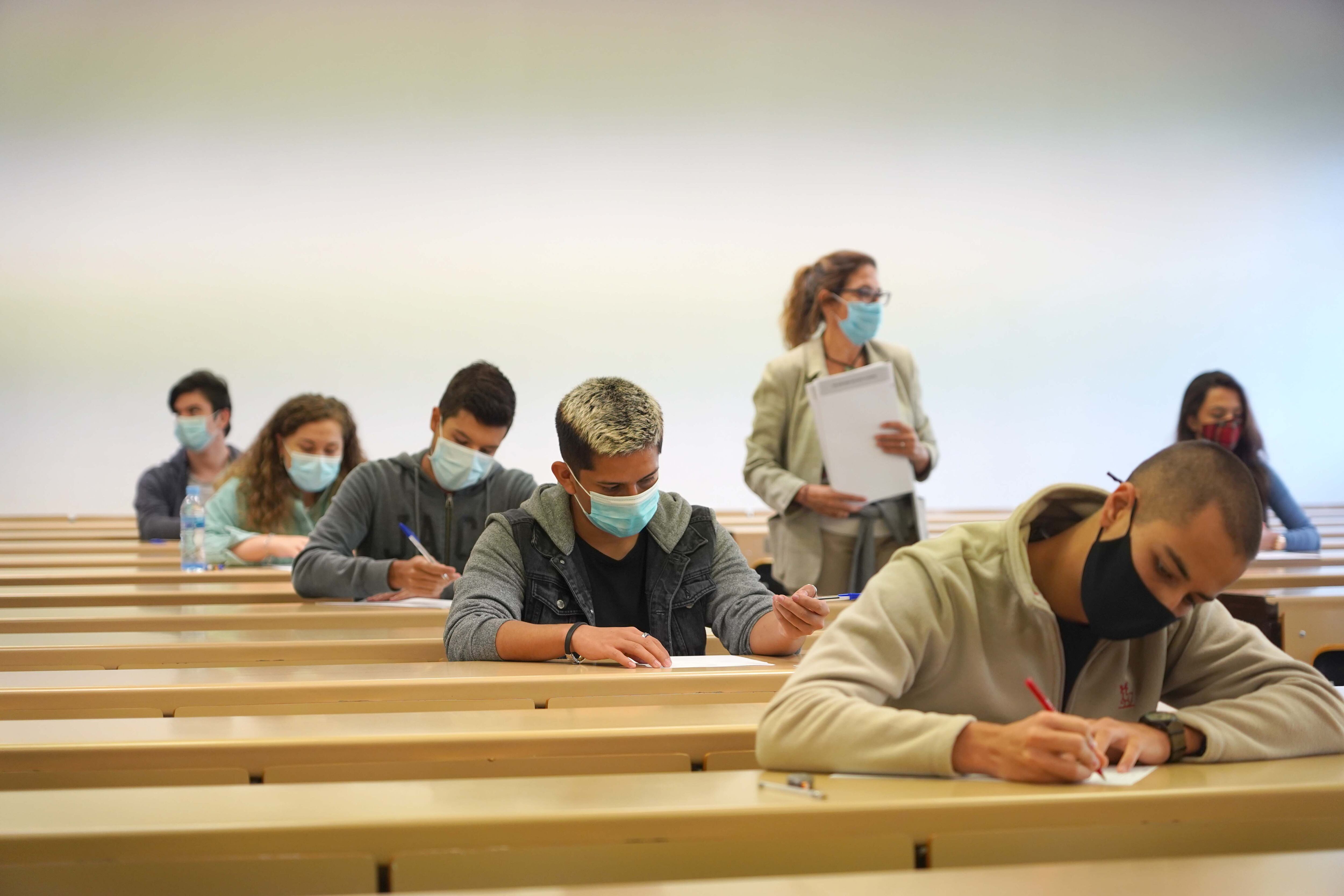 La EBAU a la puerta de la esquina