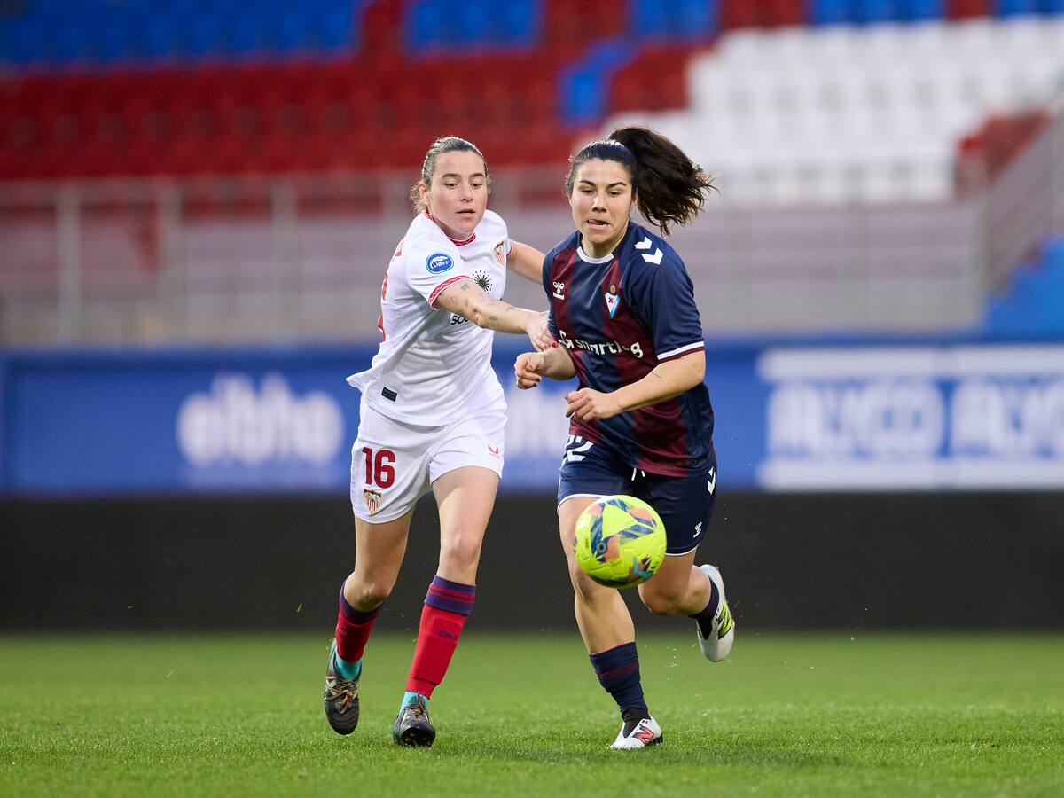 Juega siempre en Ipurua, ganó al Real Madrid en Valdebebas y está cerca de dar el 'sorpasso' a la Real Sociedad en Gipuzkoa: el modelo de fútbol femenino del Eibar llega a la selección española