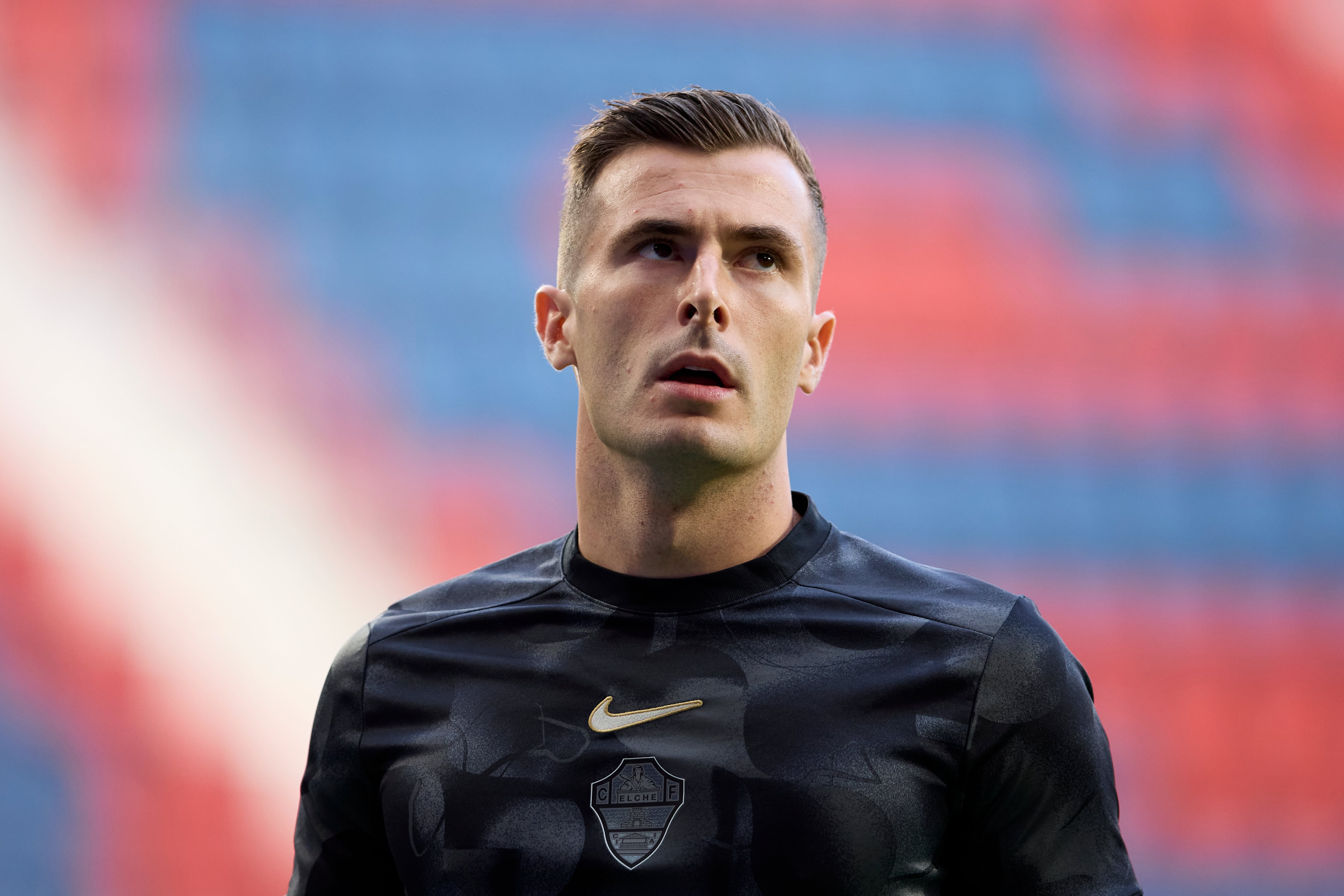 Iñaki Peña, durante un partido con el Elche