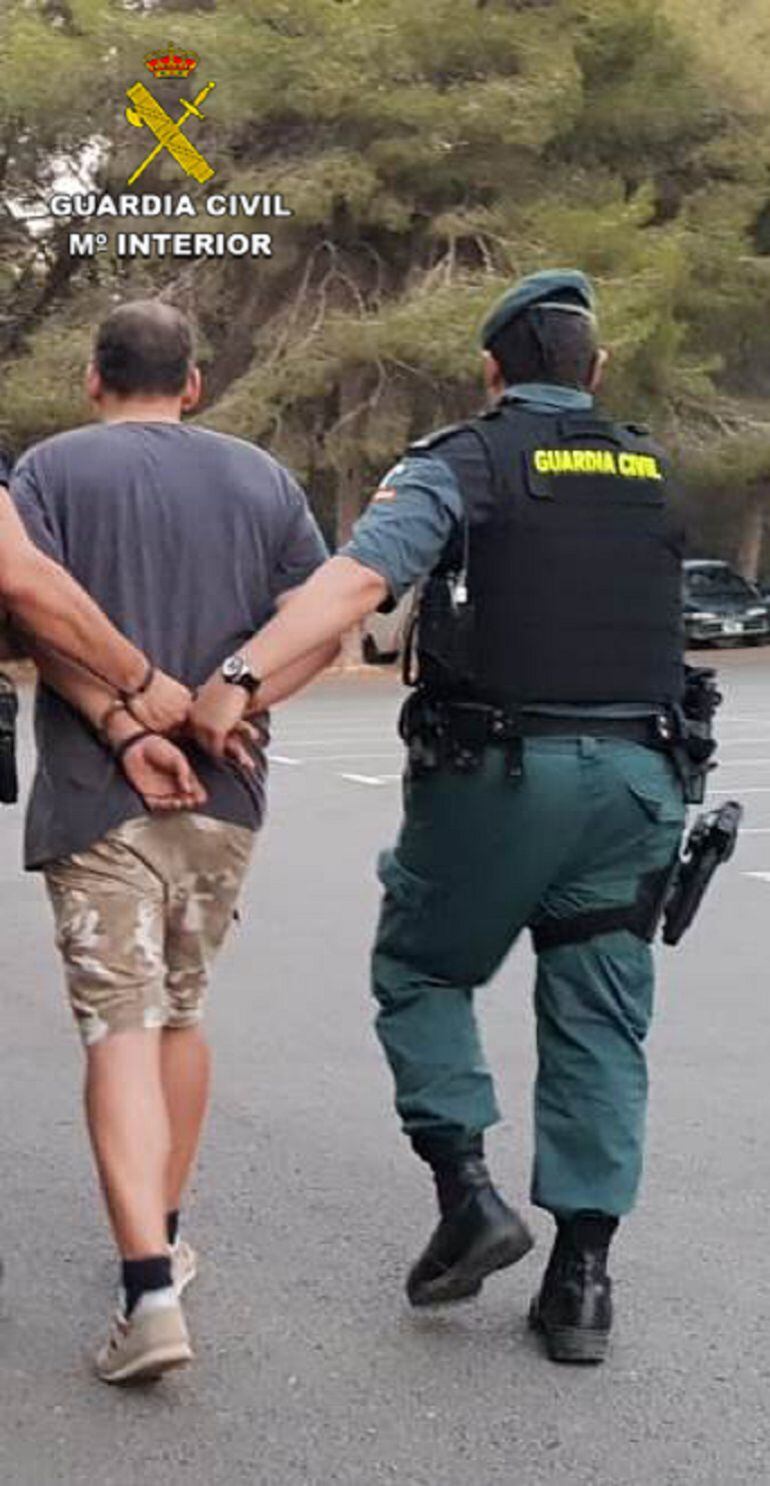 Imagen de uno de los detenidos