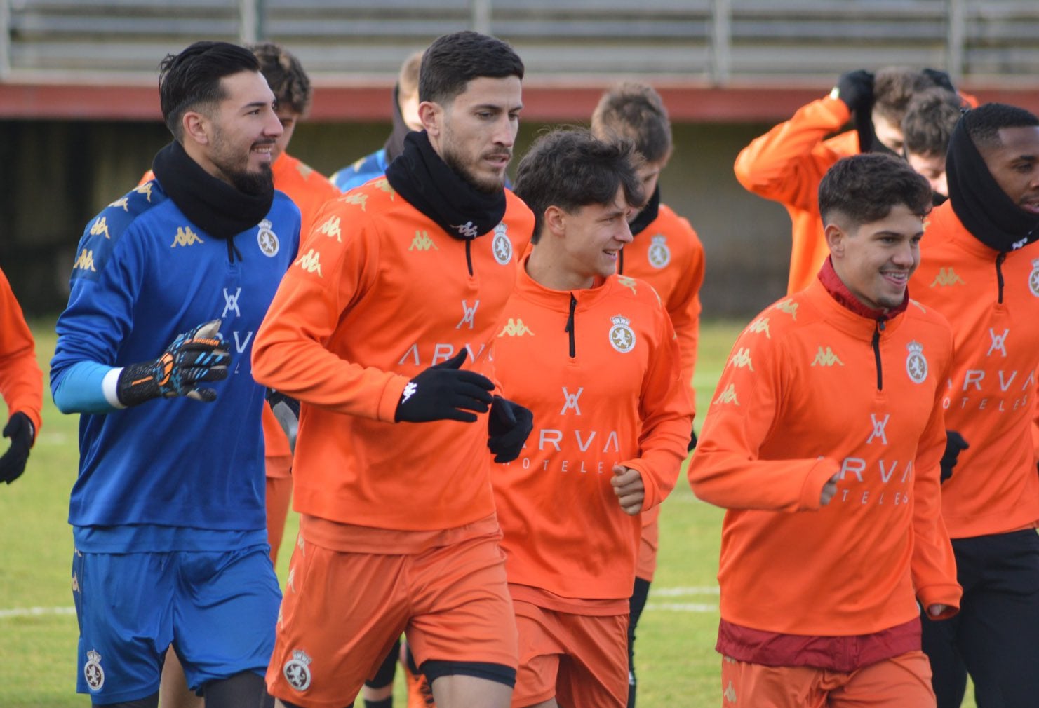 Entrenamiento de la Cultural en el Área Deportiva.