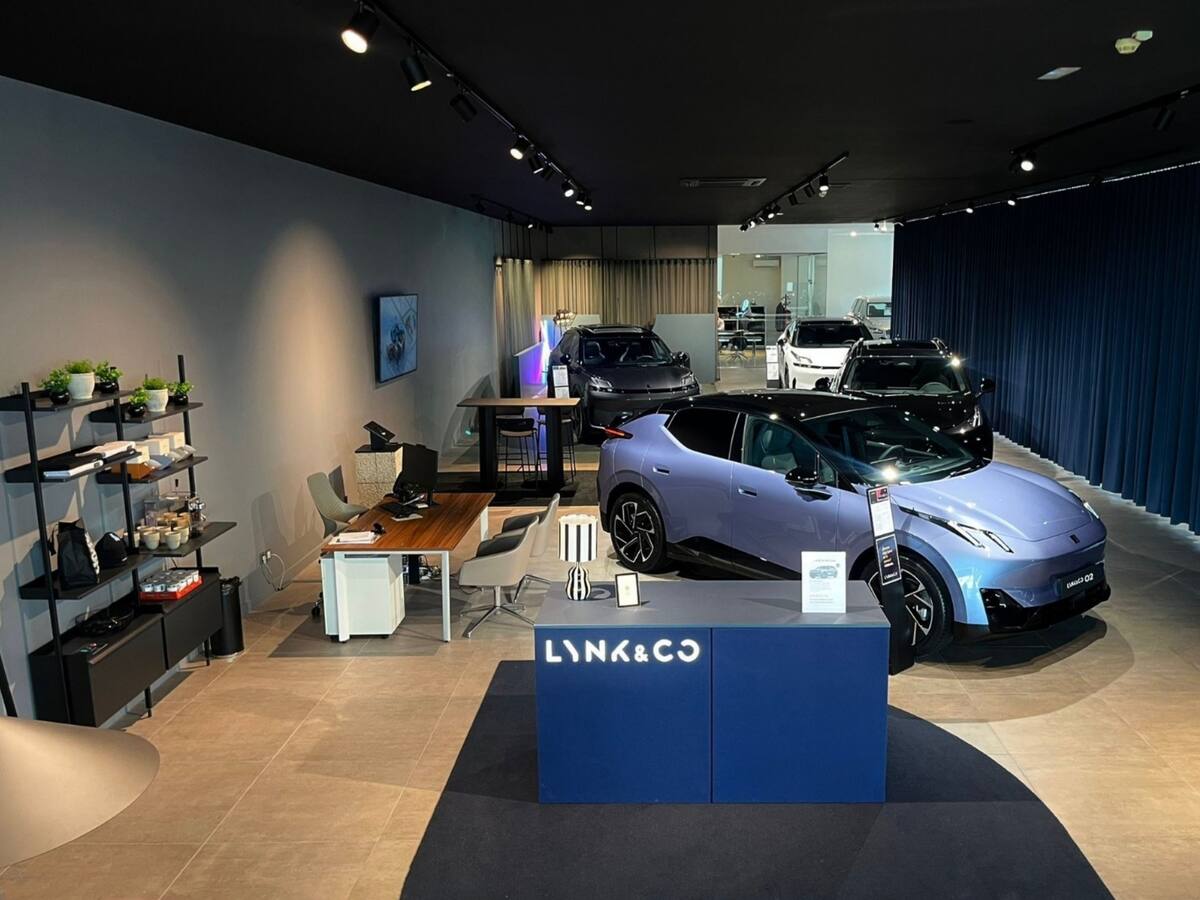 Automóviles Sánchez inaugura el nuevo espacio LYNK&CO en Zaragoza