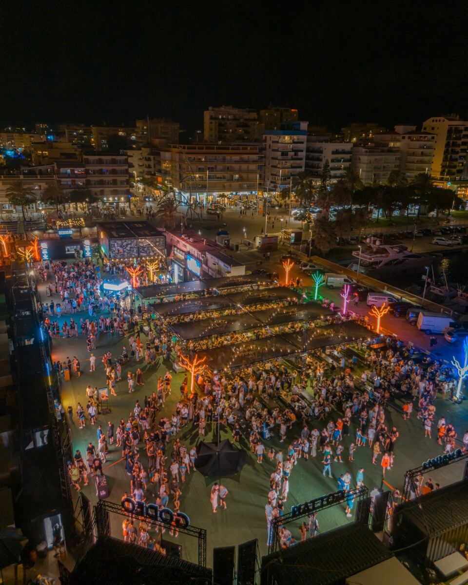 Recinto de The Champions Burger en La Marina Gandia