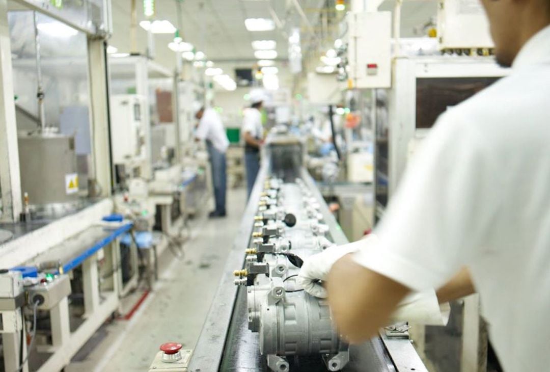 Interior de la planta de Valeo, el principal centro exportador de la provincia de Jaén.