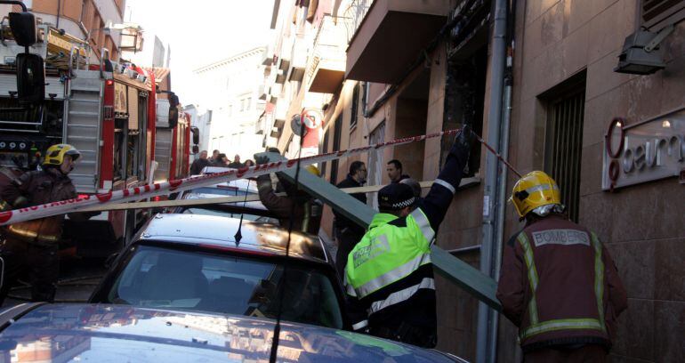 Mor una persona en una deflagració de gas en un habitatge de Mollet del Vallès