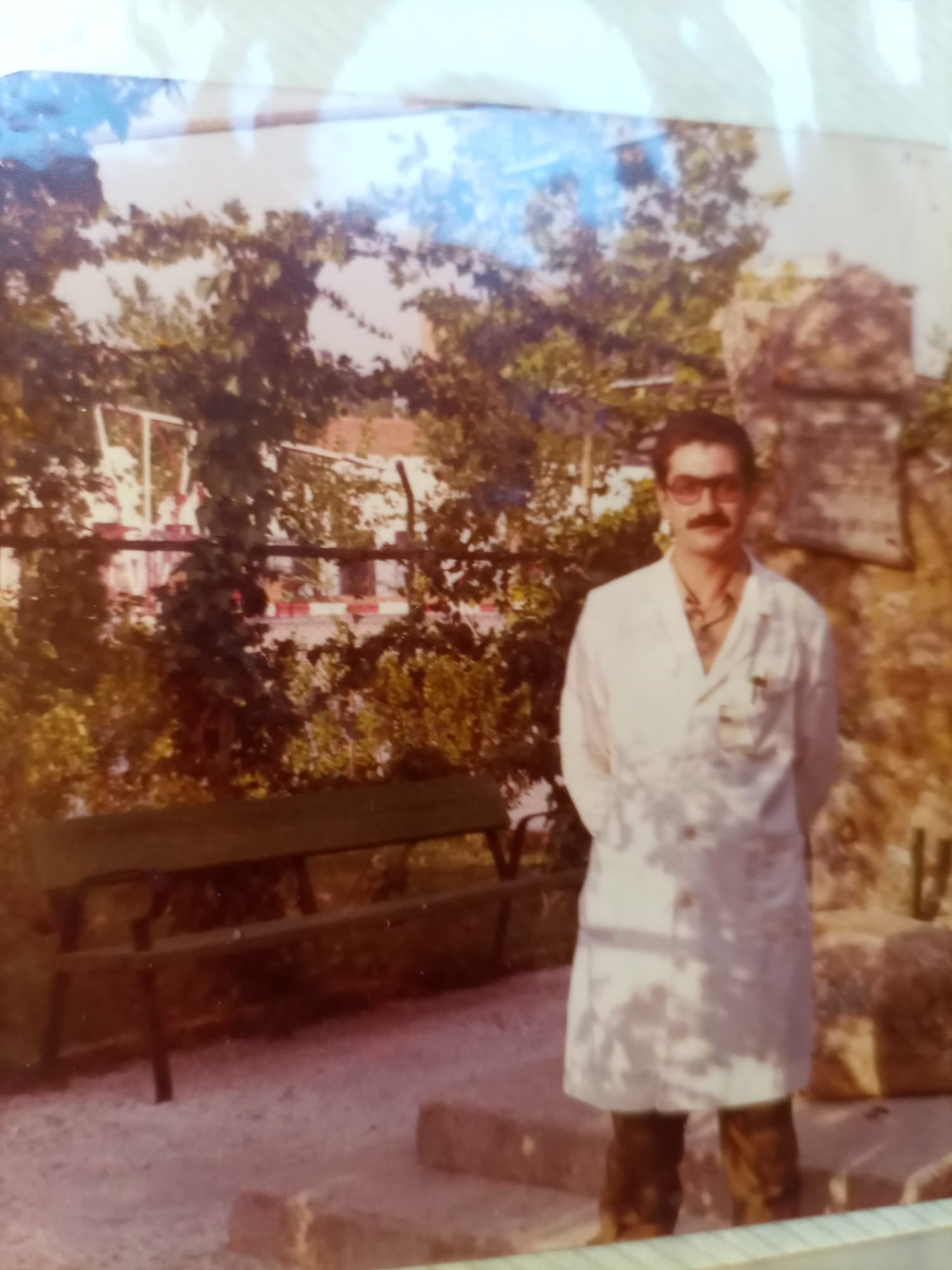 Carlos, en sus comienzos médicos