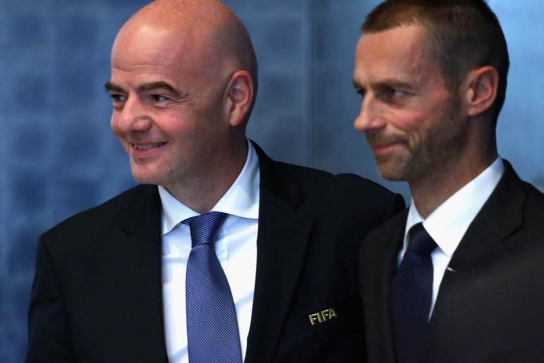 Los presidentes Gianni Infantino (FIFA) y Aleksander Ceferin (UEFA)