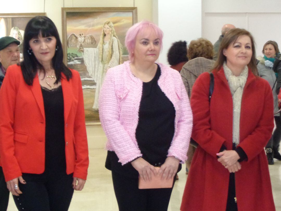 De izq a dcha, Mercedes Tardajos, Soledad Espeja y Estela Boal