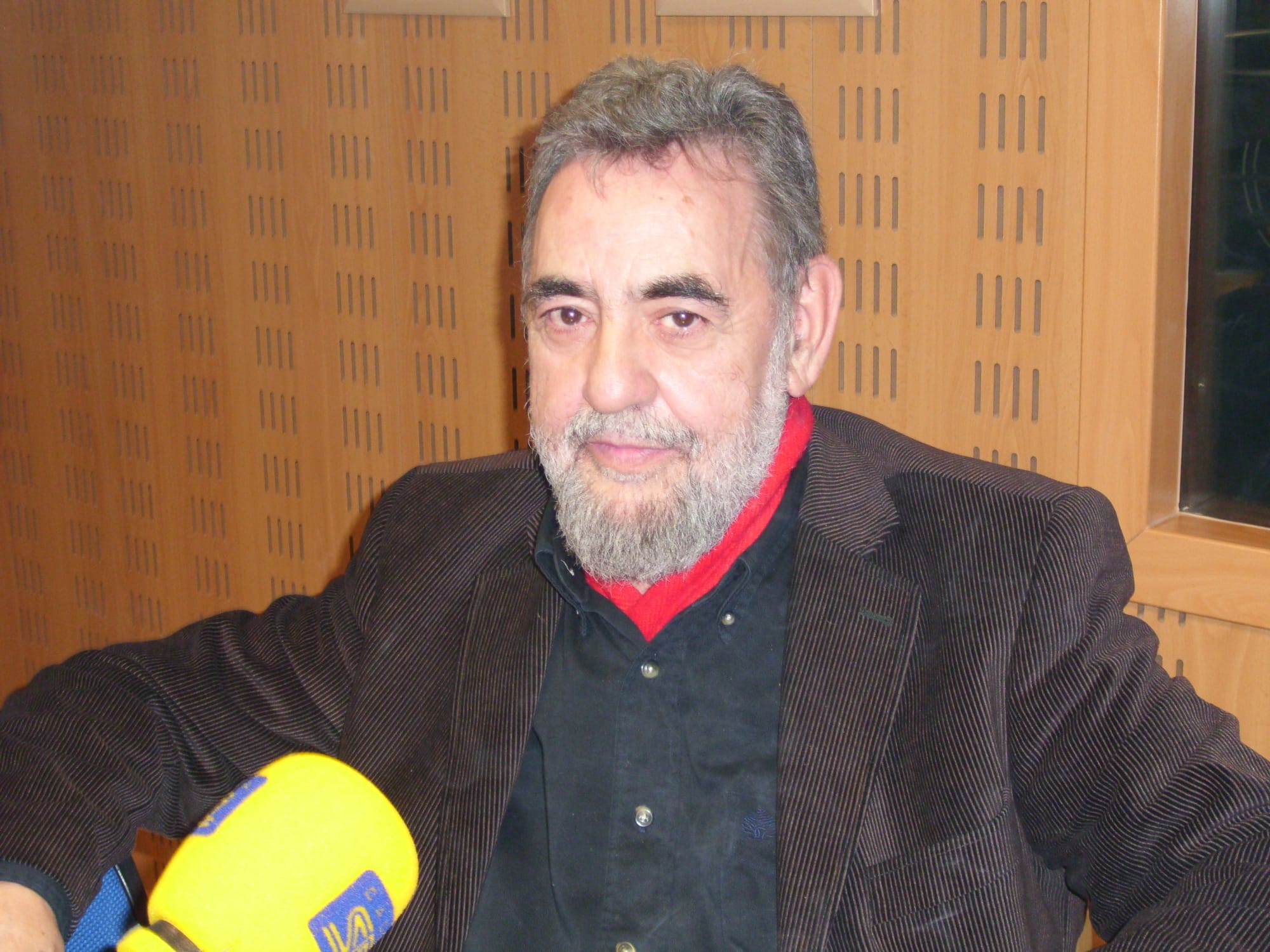 Víctor Chamorro en los estudios de SER Norte de Extremadura (Archivo)