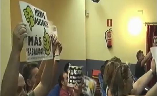 Varios trabajadores han protestado durante la celebración del evento