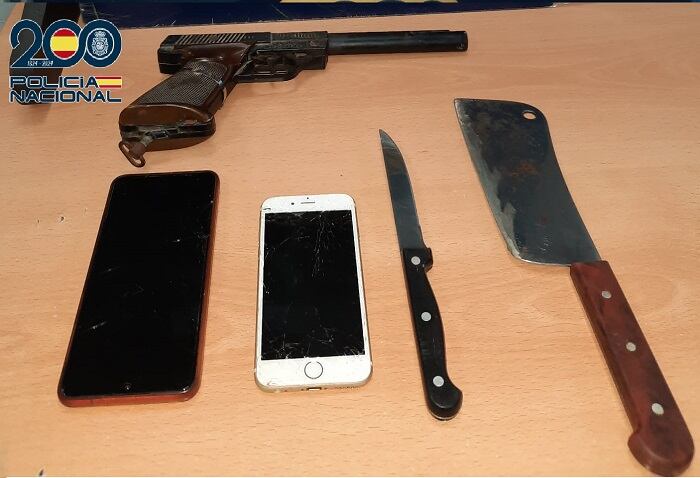 La Policía detiene a varios individuos en La Línea