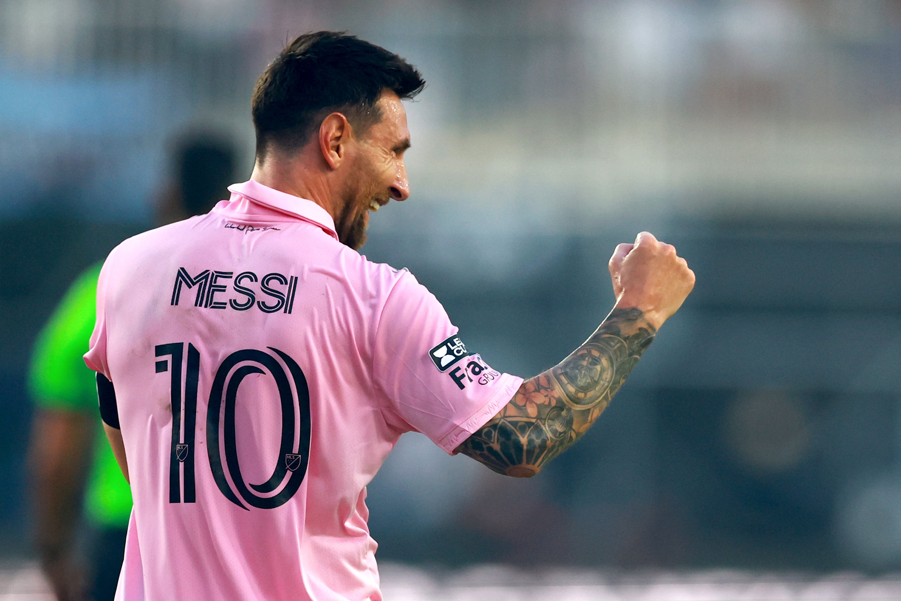 Leo Messi celebra uno de sus goles.