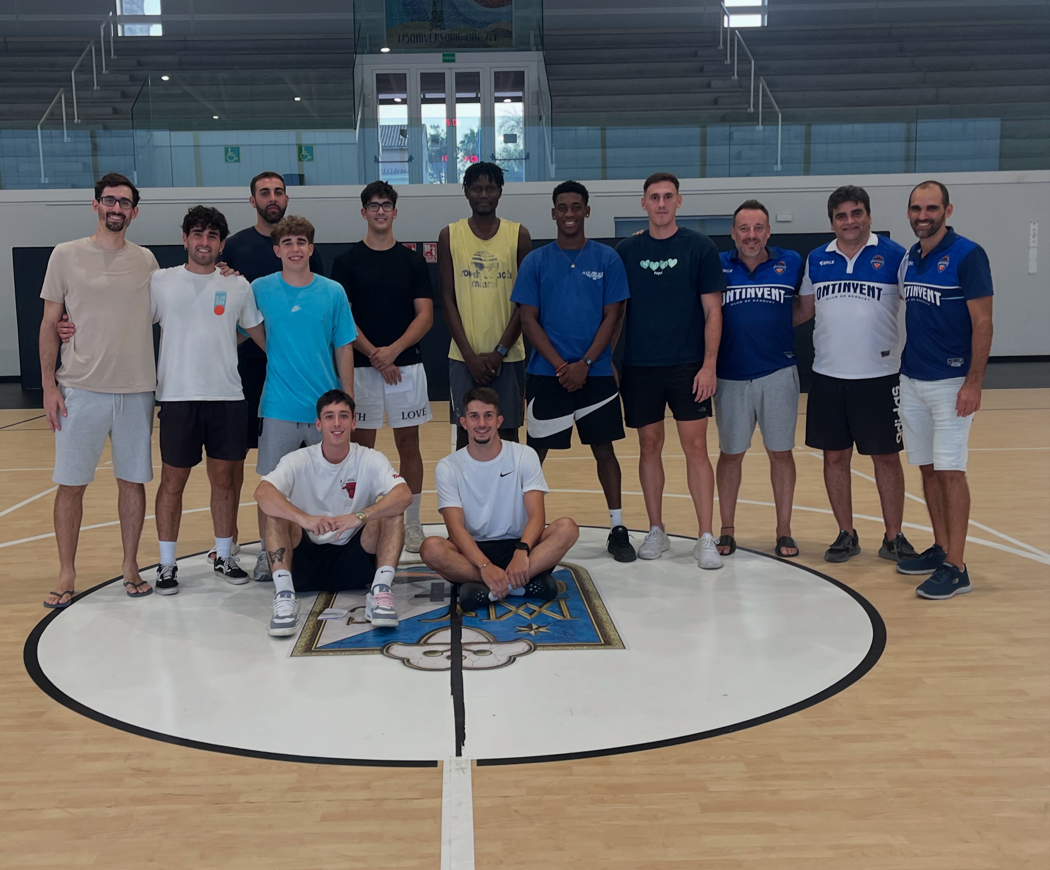 El Eset Ontinet realizó su primera sesión de la pretemporada en el pabellón Fernando Rubio