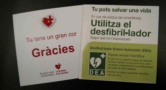 La campanya promou l'ús del desfibril.lador amb fulletons