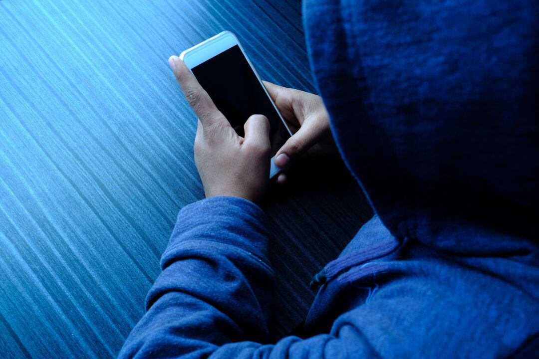 Los jóvenes se tapaban con capuchas para no ser identificados