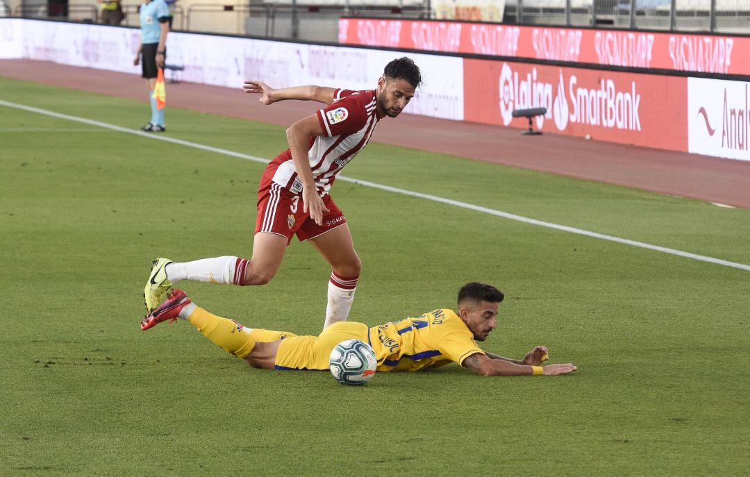 Iván Martos en el Almería-Alcorcón. 