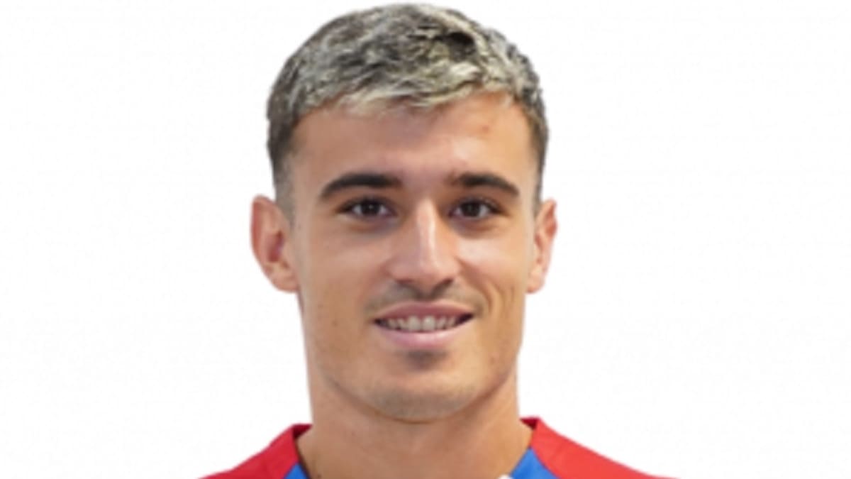 El Eldense anuncia el fichaje del central Arnau Gaixas