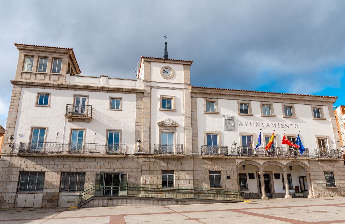 Fachada del edificio consistorial de Colmenar Viejo