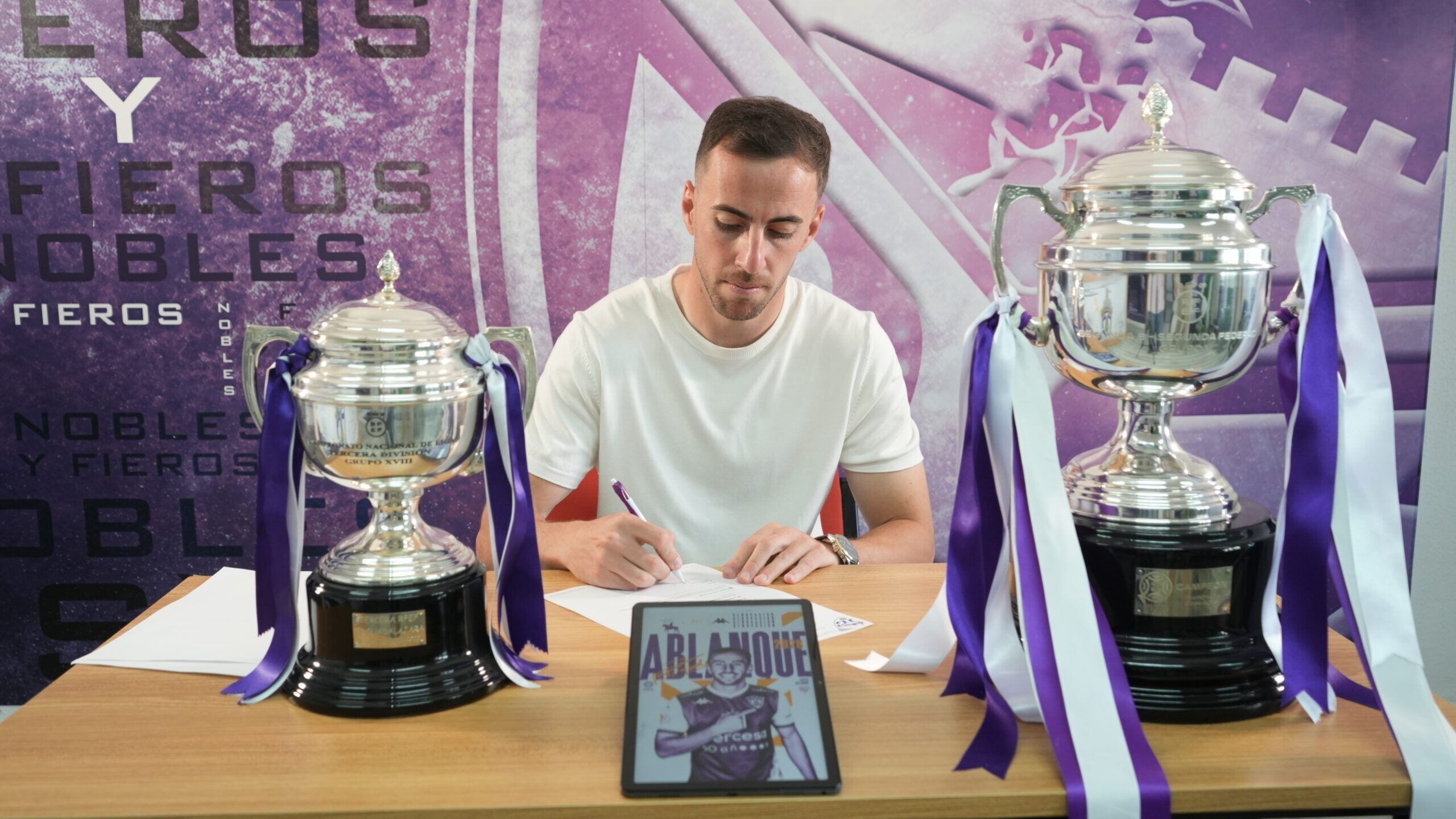 Renovación Javier Ablanque. Foto: CD Guadalajara