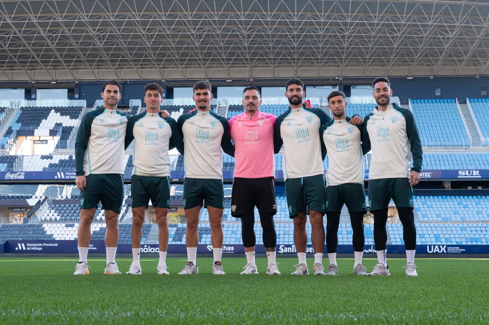 Eneko Jauregui, Carlos Dotor, Chupete, Alfonso Herrero, Einar Galilea, David Larrubia y Víctor García, jugadores del Málaga