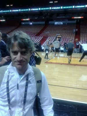 El enviado especial de la Cadena SER a Miami, en el parquet del American Airlines Arena minutos antes del inicio del partido