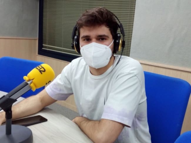 Pepe Bernabé, cantante y compositor, en Radio Elda SER