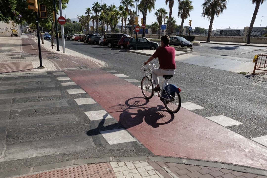 Carril Bici, ciclista, bicicleta