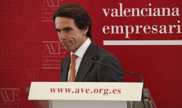 El expresidente del gobierno, José Maria Aznar, durante su intervención con la asociación valenciana de empresarios