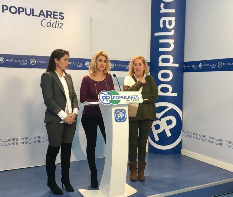 Rueda de prensa del PP de Cádiz en la que Laura Seco justificó el rechazo del partido a la huelga del 8-M