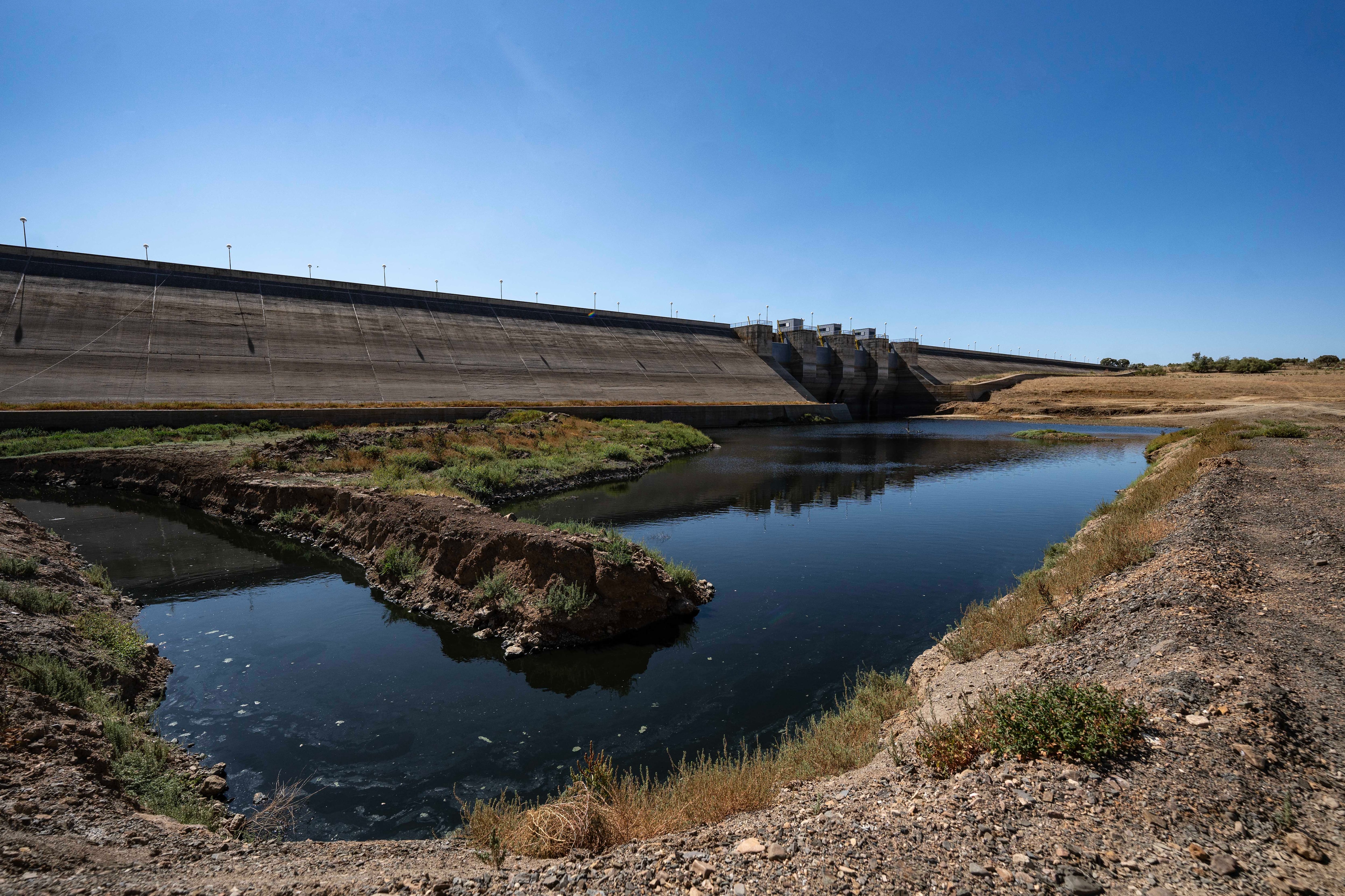 Embalse de la Bajada del pantano de Sierra Boyera en la localidad cordobesa de Belmez afectado por la larga sequía que azota el Valle del Guadiato. Imagen tomada el pasado agosto.