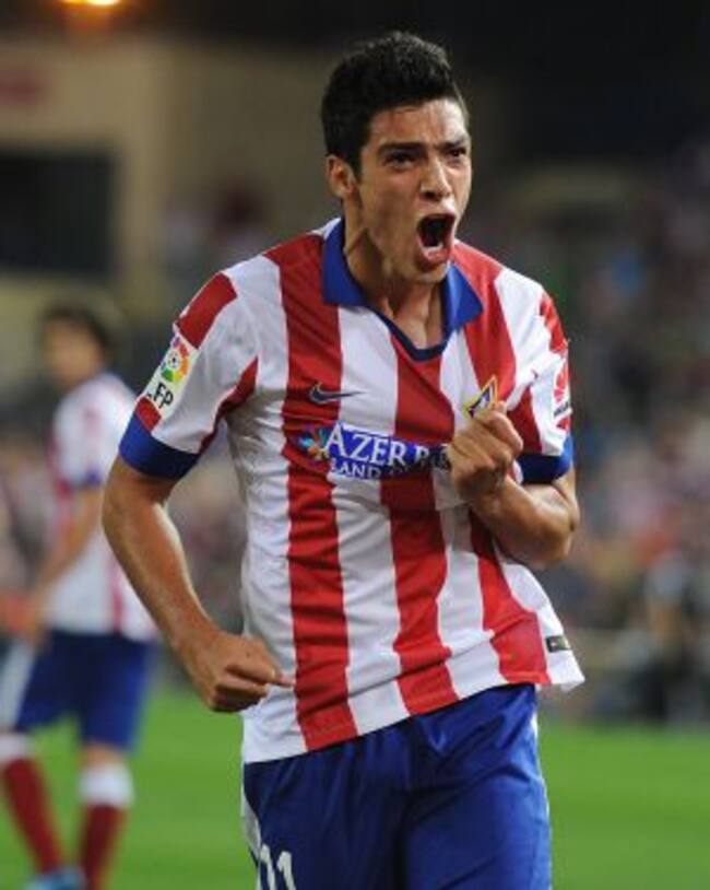 Raúl Jiménez celebra un gol frente al Celta de Vigo en el Calderón