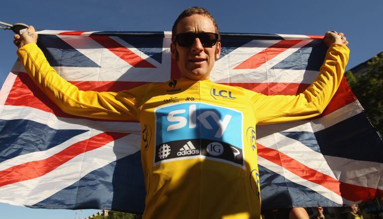 Bradley Wiggins celebra su victoria en el Tour de 2012.