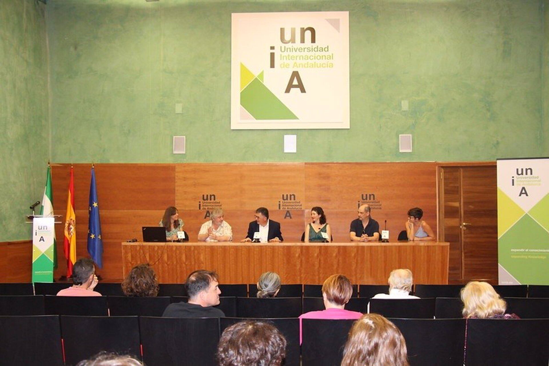 Uno de los actos de la Escuela de Teatro de la UNIA