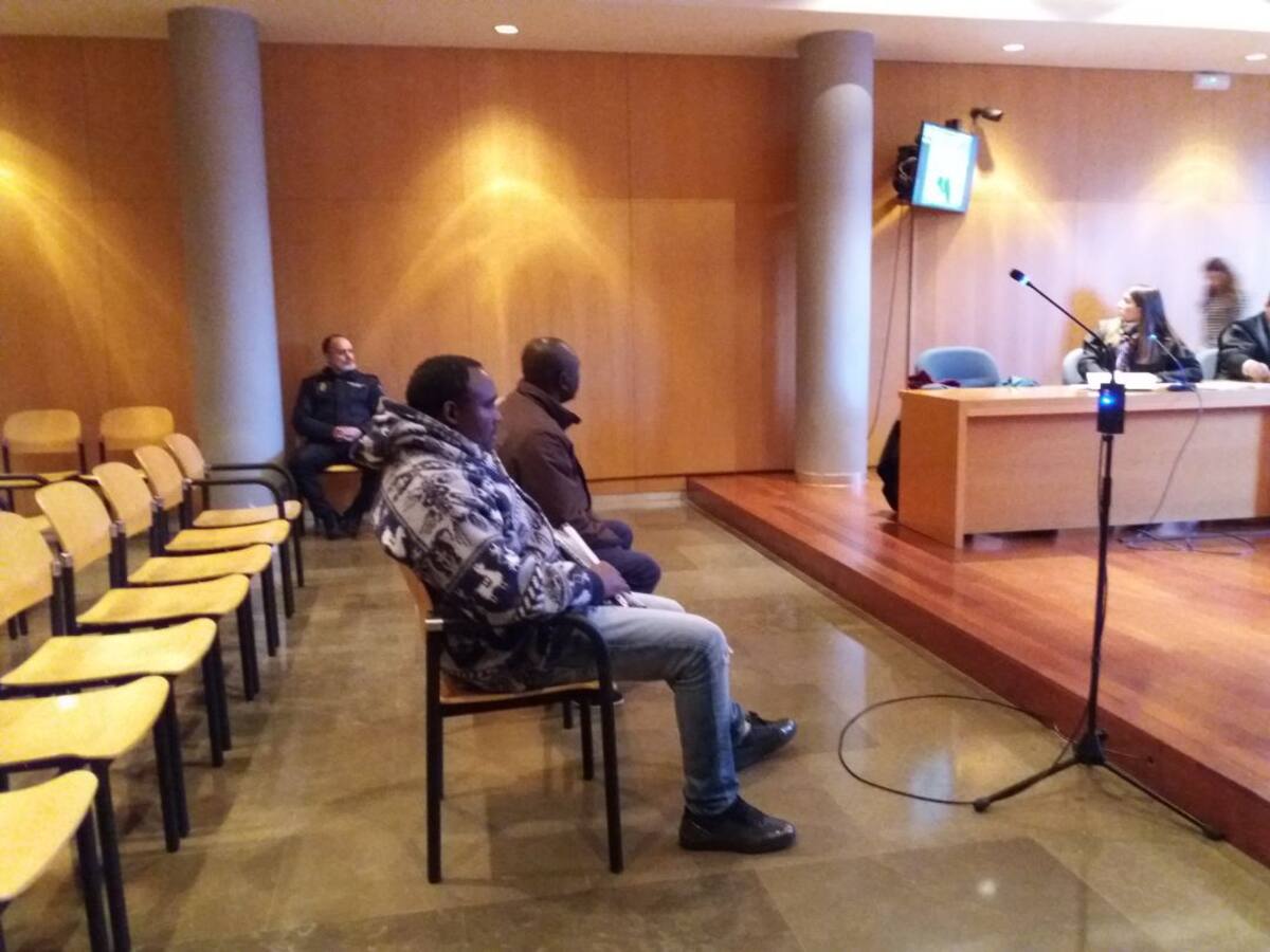 La víctima de una estafa de cien mil euros asegura que siguió enviando dinero al falso militar que le prometió matrimonio