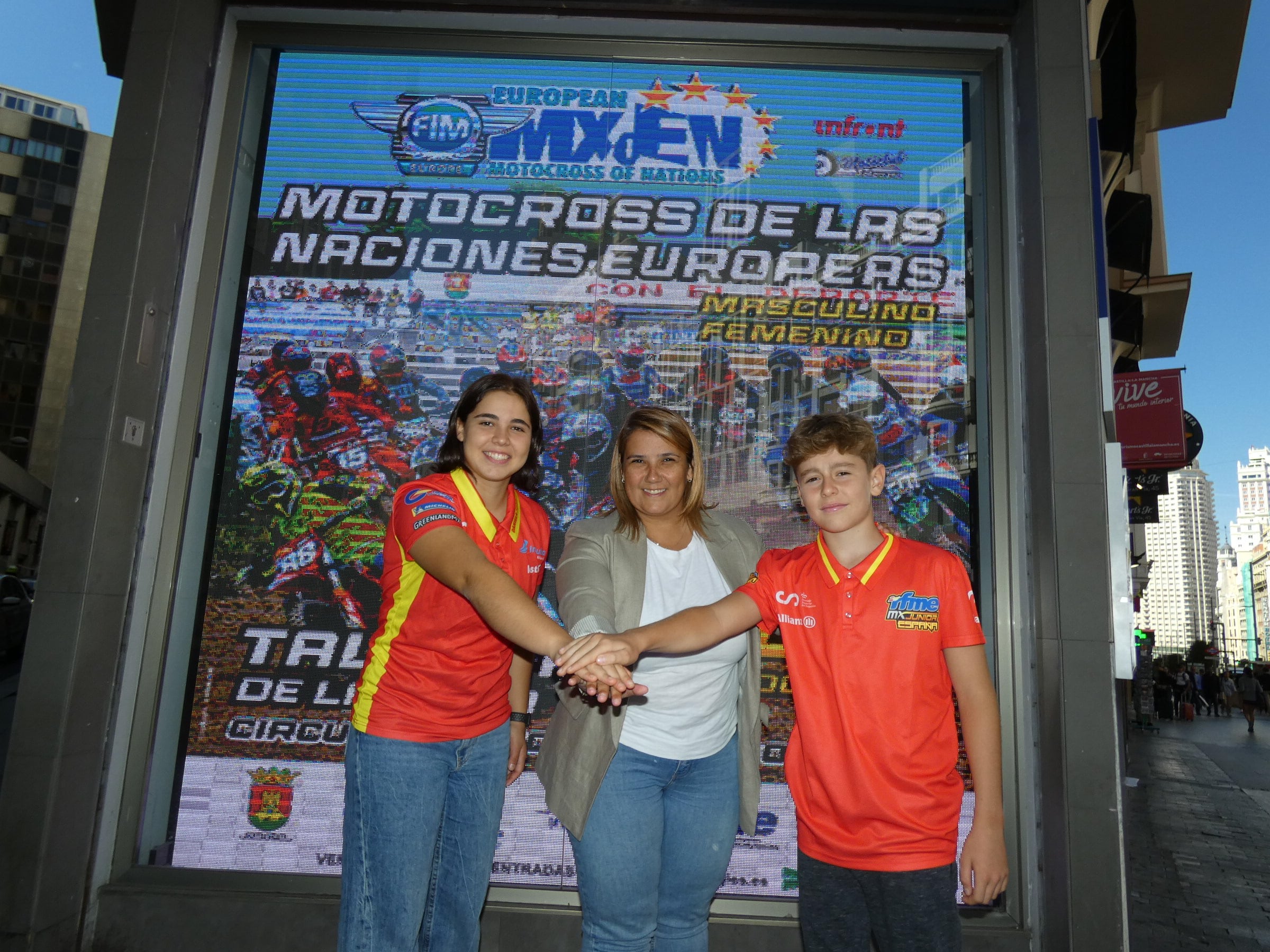 La alcaldesa presentanto en Madrid el Motocross de las Naciones Europeas