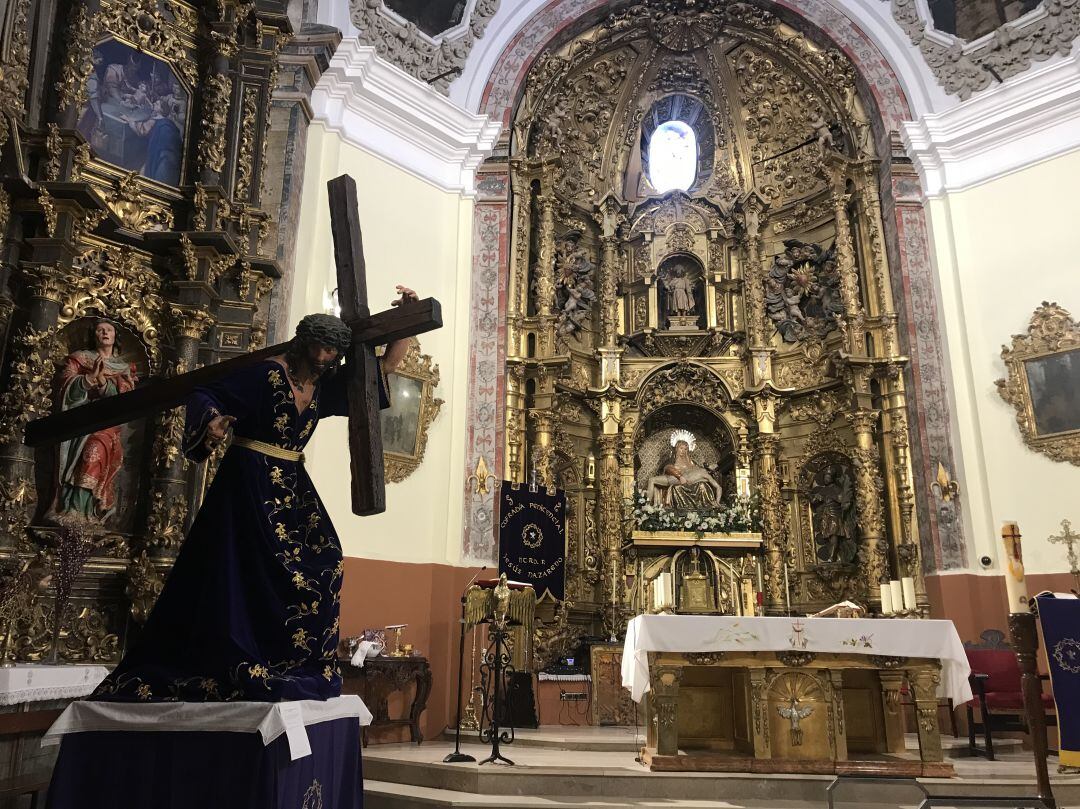 Se ha encargado un análisis sobre el estado del altar de la capilla de las Angustias