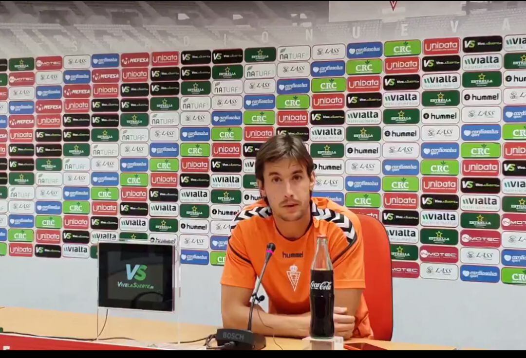 Chumbi en rueda de prensa