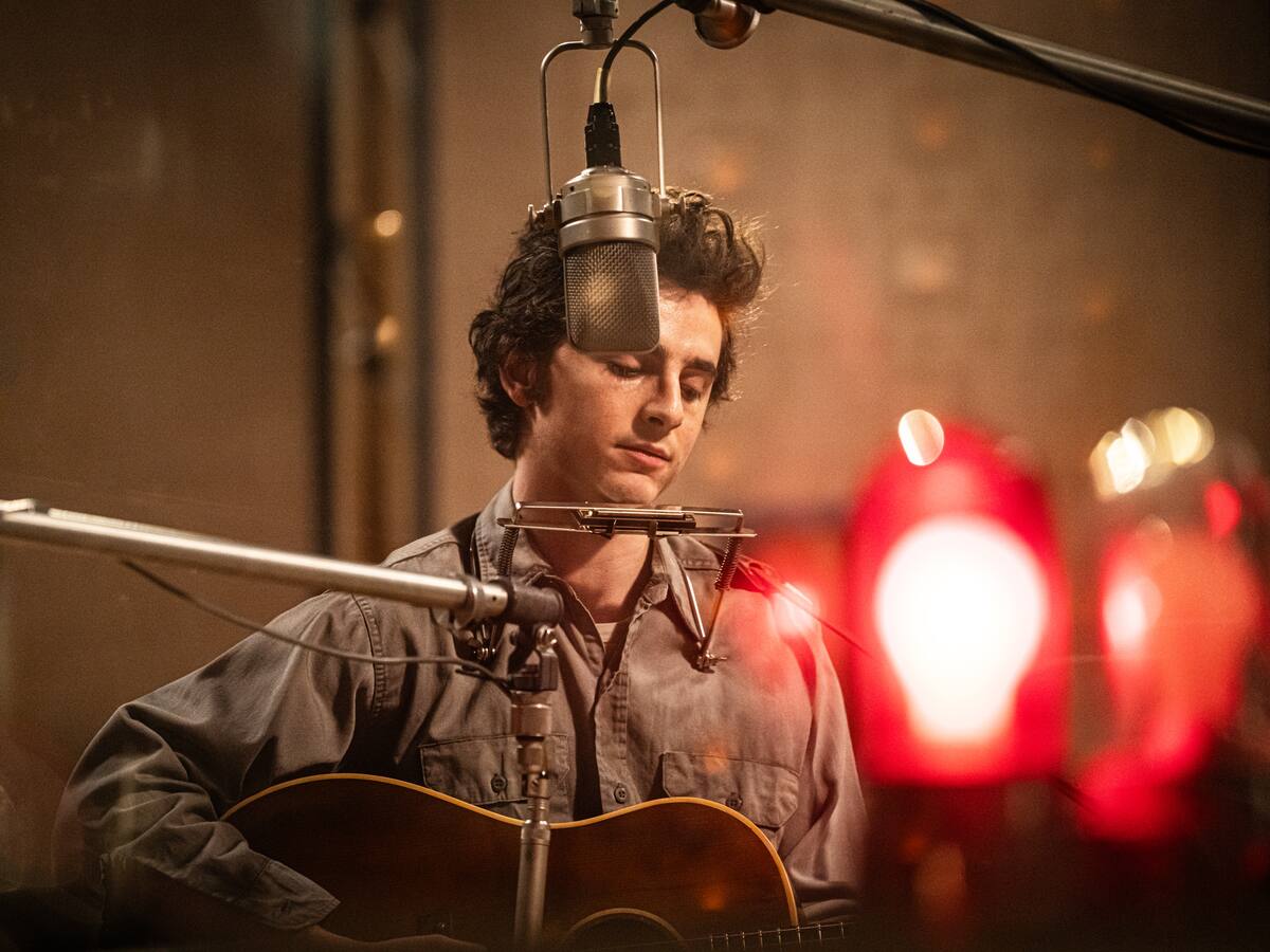 El convencional biopic de Bob Dylan de Timothée Chalamet y la quiniela final de los Oscars